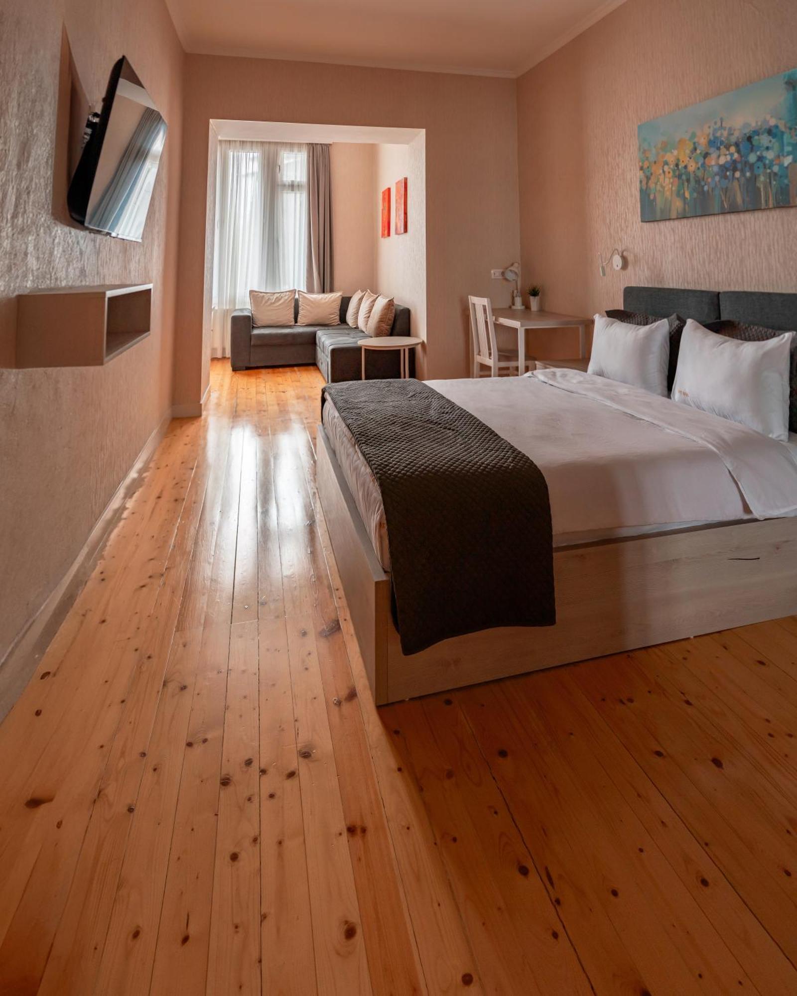 Hotel Well Inn Tbilisi Luaran gambar