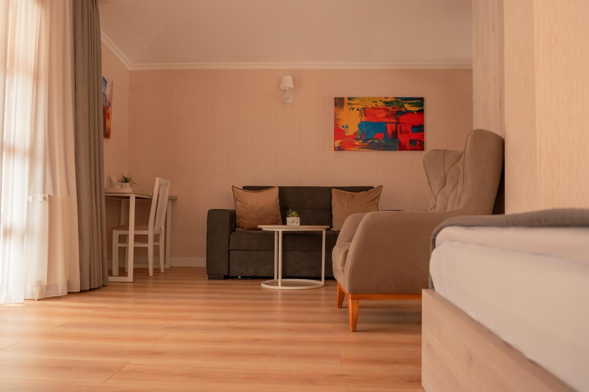 Hotel Well Inn Tbilisi Luaran gambar
